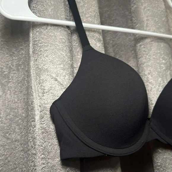 SKIMS fits everybody t shirt bra size 32A - Picture 4 of 8